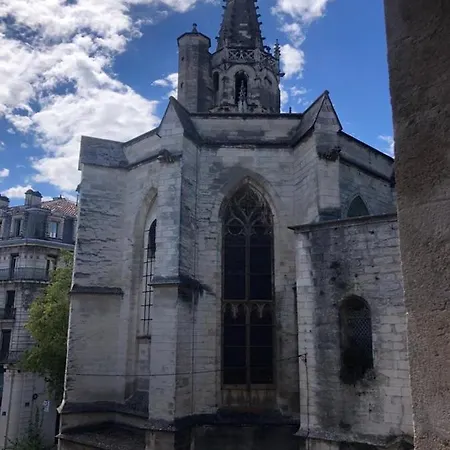 Climatise Plein Centre Historique Avignon